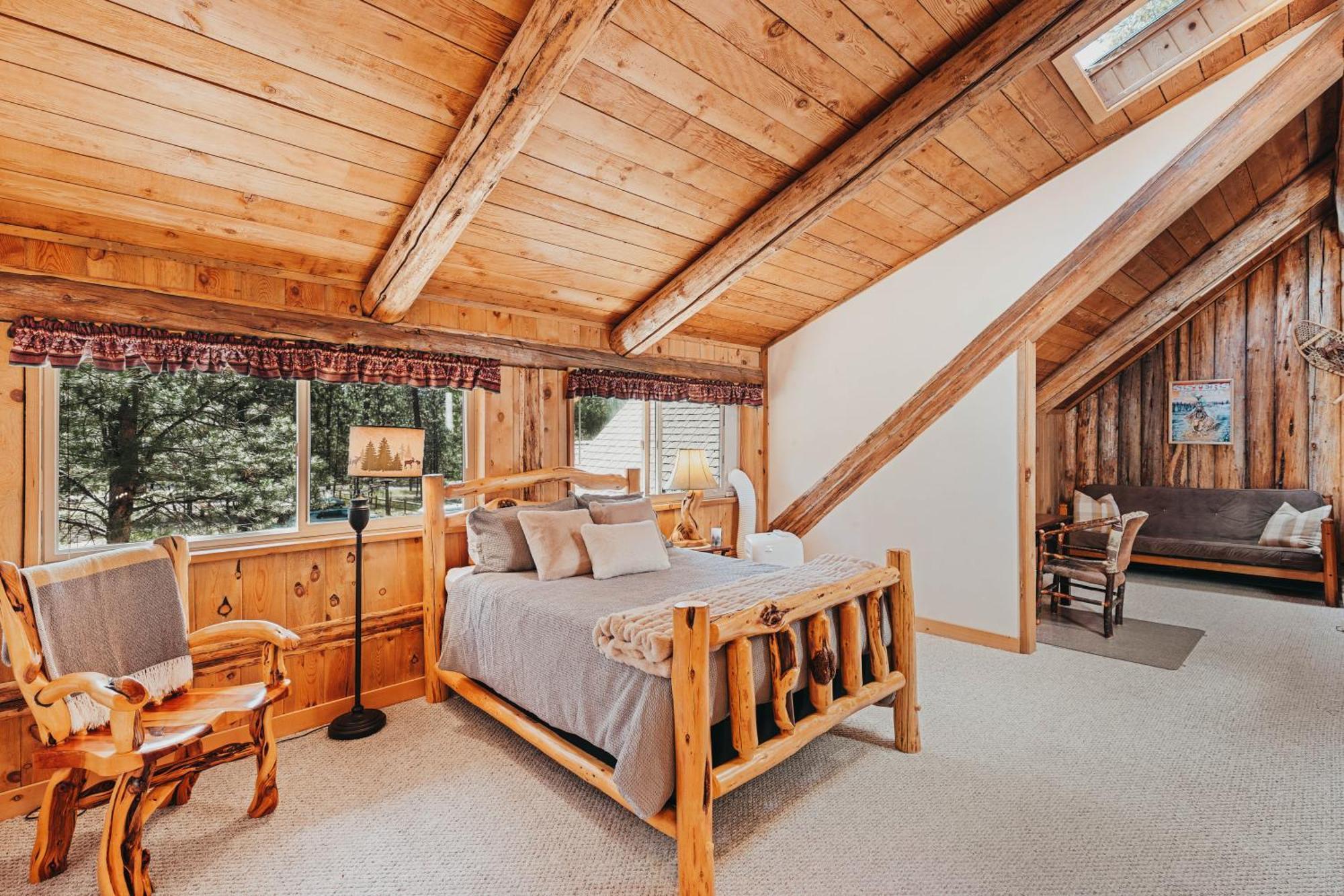 Beautiful Log Home Outside Of Sisters Buitenkant foto